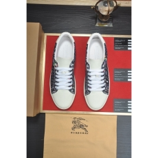 Burberry Sneakers